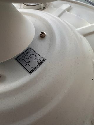 Ventilador de techo blanco y transparente