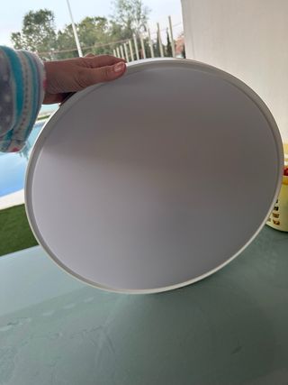 Ventilador de techo blanco y transparente