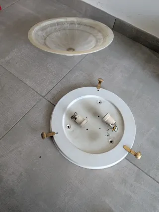 Lampadario vetro e finitura dorata