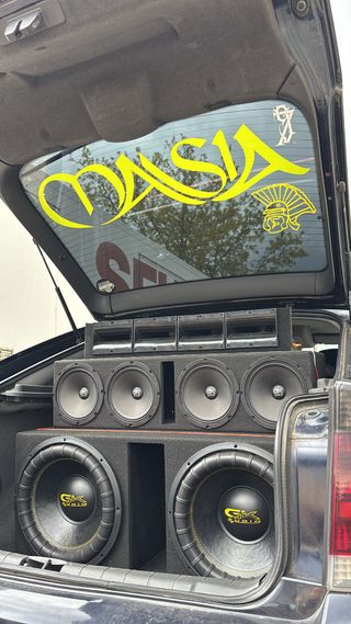 Equipo de sonido para coche