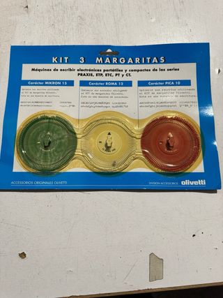 Máquina de escribir Olivetti CT 606