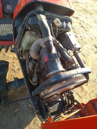 Kubota ASTE A-19 Tractor