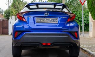 Magnifico Toyota C-HR