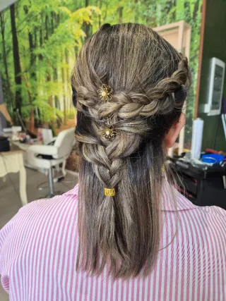 Servicio de peluqueria y estetica novias y eventos