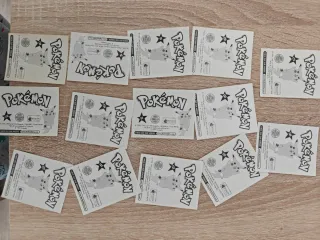 Pack 14 Cromos Pokémon