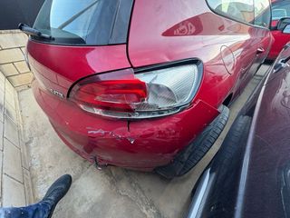ACCIDENTADO VW Scirocco 2.0 TDi DSG 2009 220.000km
