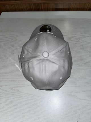 Gorra New York Yankees Gris y Blanca