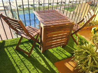 Mesa+2 Sillas desplegables exterior Madera Acacia