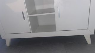 Mueble TV blanco madera