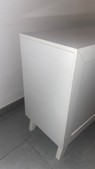 Mueble TV blanco madera