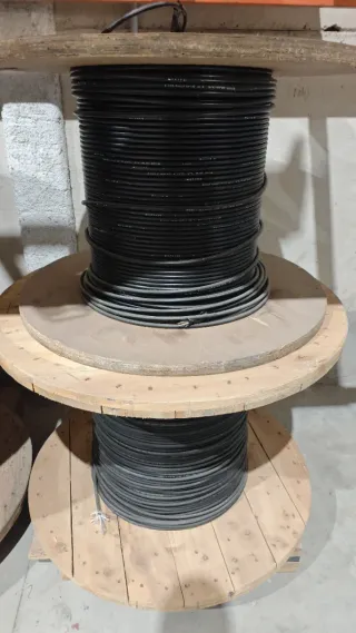 Bobinas de Fibra Óptica (12, 24, 48, 96 Fibras)