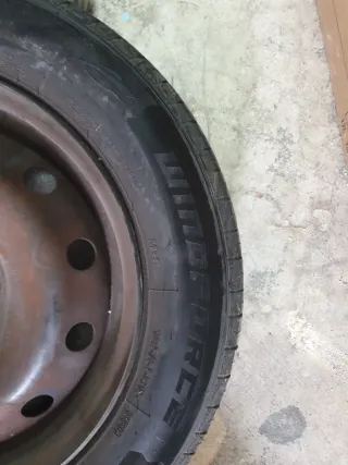 Rueda coche 185/65 R15