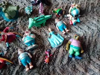 Lote figuras variadas