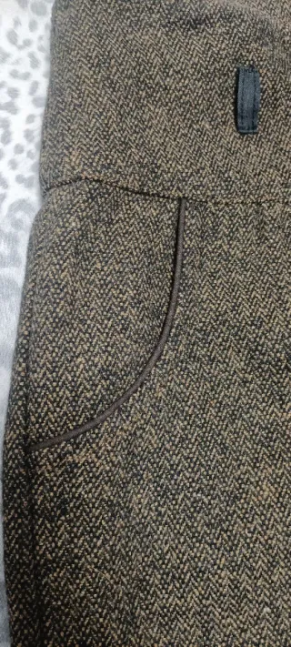 Falda de vestir marrón Talla 36- S. 3€!!