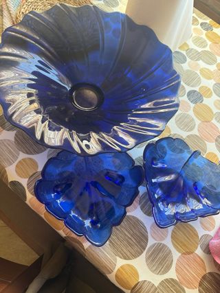 Centro de mesa de cristal azul