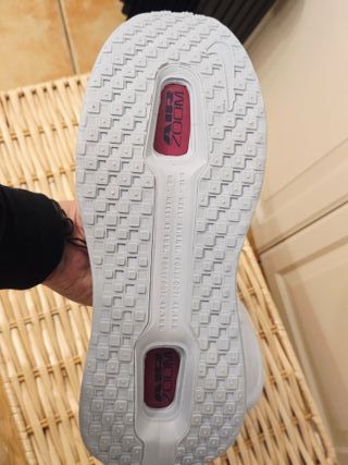 Nike Zoom Vomero 18 Talla 44