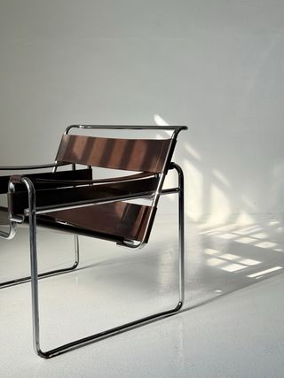 Silla Wassily marrón 1980 vintage