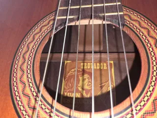 Guitarra Juan Estruch 150 Trovador Tapa Maciza