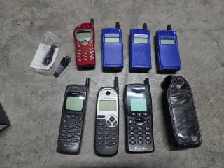 Lote 7 teléfonos antiguos: Nokia, Motorola, Maxon