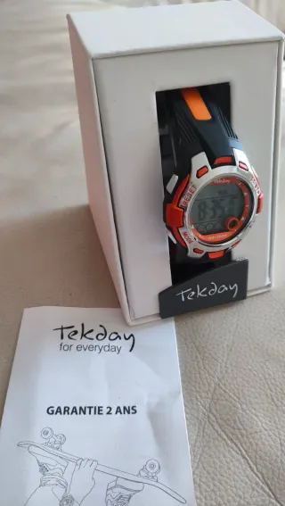 Reloj juvenil Tekday negro y naranja