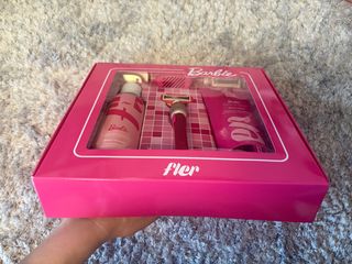 That Pink Set Fler Rasoio + accessori ed.Barbie