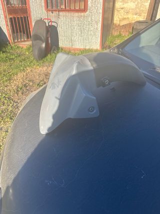 Guardabarros Kymco Super Dink 125cc Gris