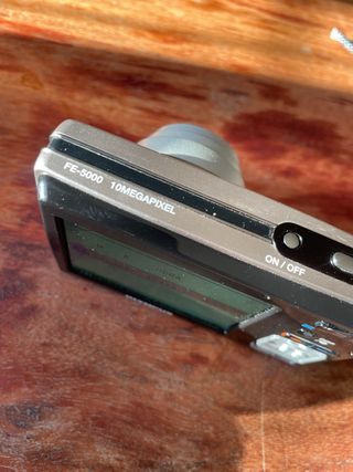 Cámara Digital Olympus FE 5000 Plata 10MP