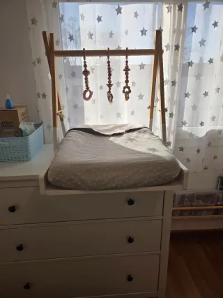 Gimnasio de madera para bebé