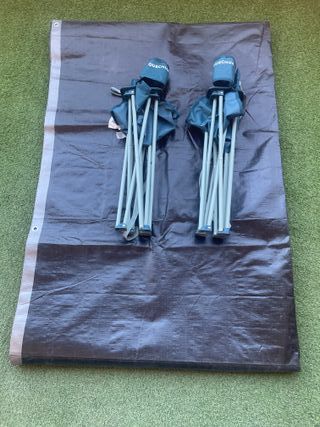 Suelo camping perfecto estado + 2 sillas plegable