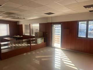 Alquiler de local comercial junto al pabellón