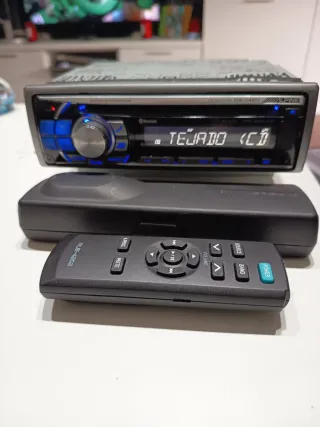 Radio CD Alpine CDE-114BTI Bluetooth