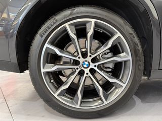 BMW X4 20i KIT M TECHO