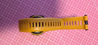 Reloj Garmin Instinct Amarillo 45 mm