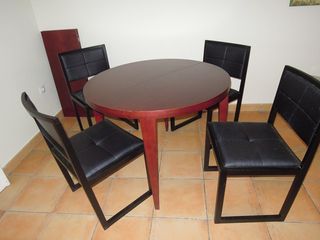 Totalidad del mobiliario de exterior y comedor