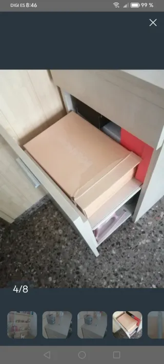 Habitación juvenil con cajones, estantería y zapat