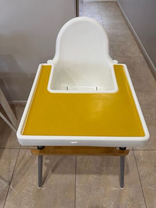 Trona IKEA para bebé