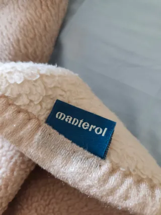 Manta de cama suave beige