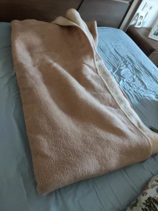 Manta de cama suave beige