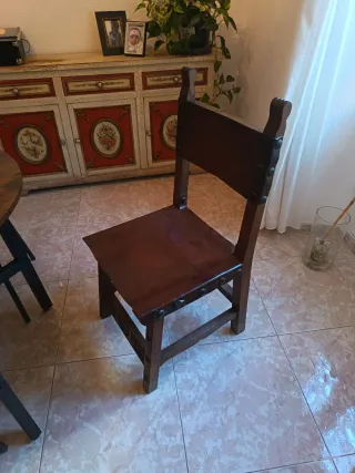 Sillas de madera antiguas