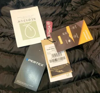 Plumas chaqueta mujer L, Ternua Vilman nueva.