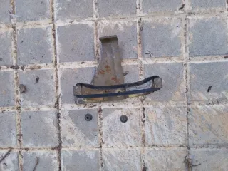 Tapa y soporte vaso expansión Peugeot 205