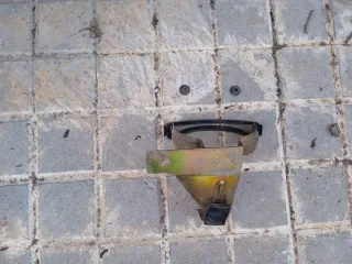 Tapa y soporte vaso expansión Peugeot 205