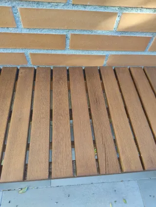 Banco de madera para exterior