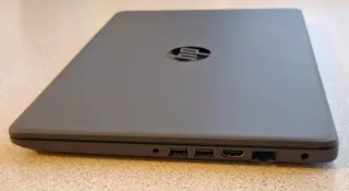 HP 240 G8 202Z7EA#ABZ 14" Intel i3 8GB 256GB SSD