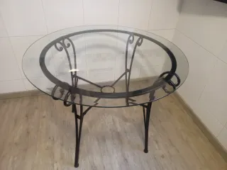 Mesa de forja redonda con 4 sillas