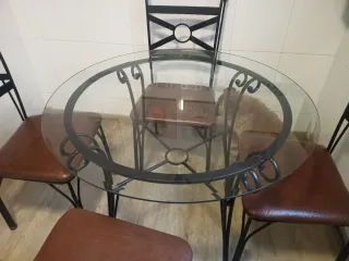 Mesa de forja redonda con 4 sillas