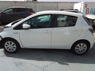 Centralita 896500d331 toyota yaris 1.5 5056979