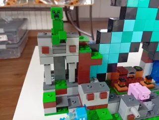 Lego Minecraft La Fortificazione-Spada 21244