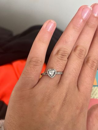 Anillo Pandora Corazón con Circonitas
