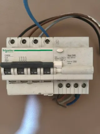 Salvavita Schneider C60N Vigi C60 30mA